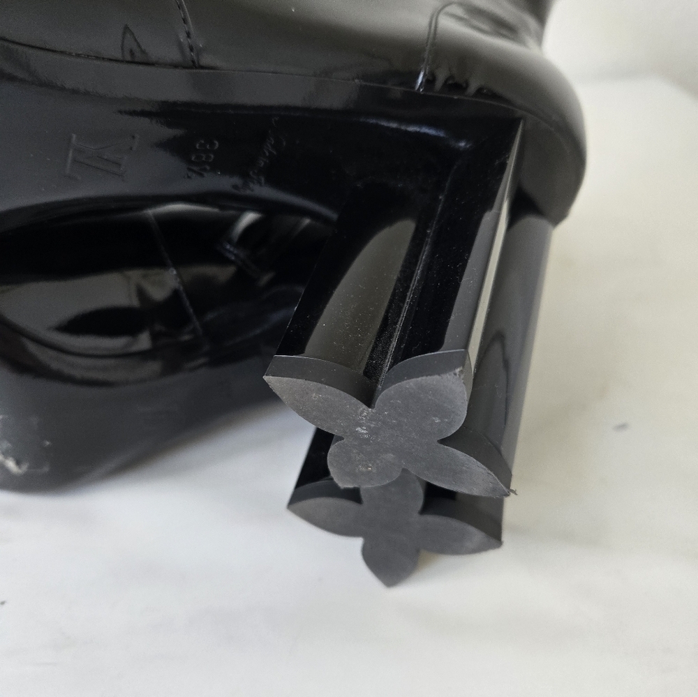 LOUIS VUITTON Silhouette Black Patent Ankle Sock Boots size‎ 38.5 or US 8.5 - Picture 12 of 16
